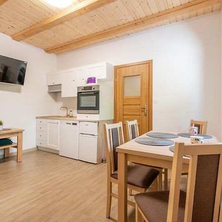 Apartamenty Stodola Jezierzany Eksteriør billede