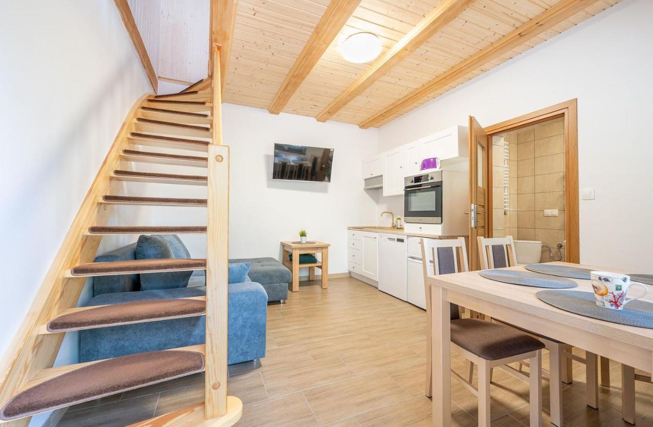 Apartamenty Stodola Jezierzany Eksteriør billede